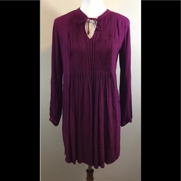 Old Navy Dresses & Skirts - Old Navy Sz Small Petite Wine Mini Dress Ruffled